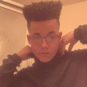 Meet your Posher, Cameron